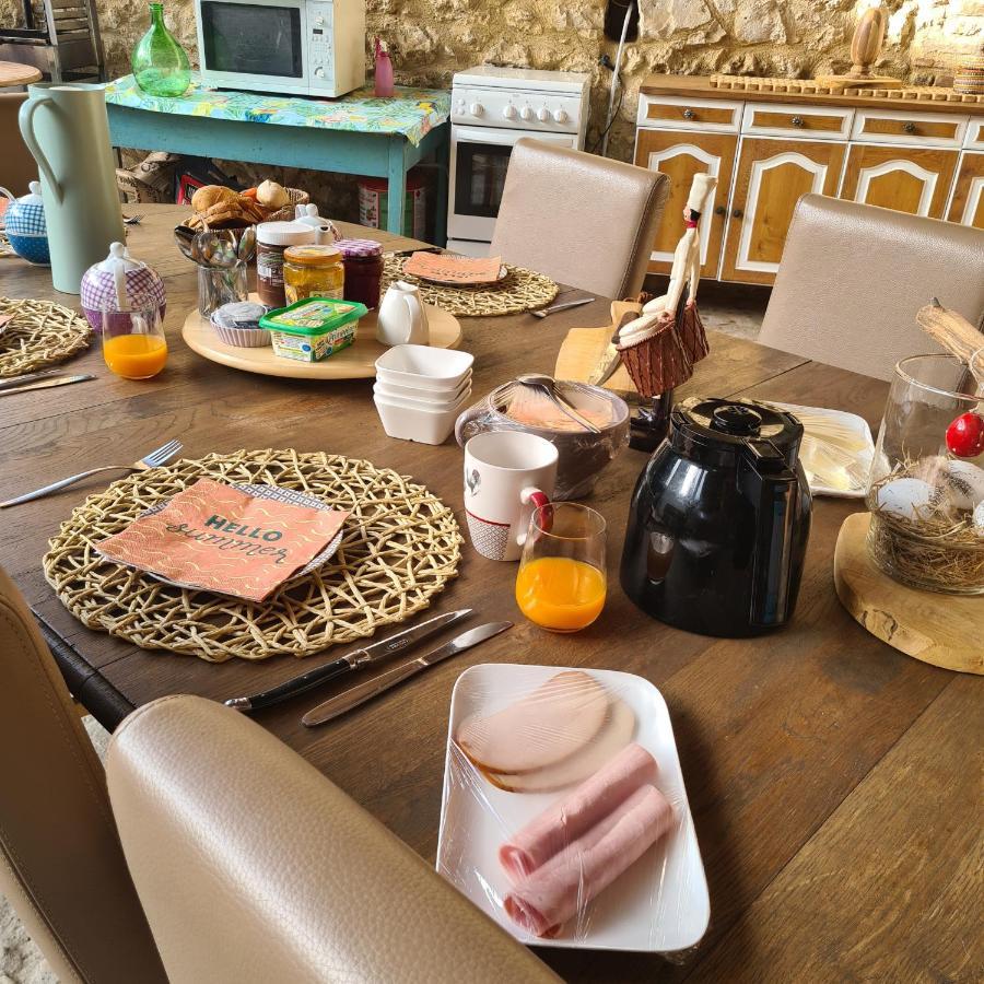 Le Coq En Repos Bed & Breakfast Saint-Sylvestre-sur-Lot Luaran gambar